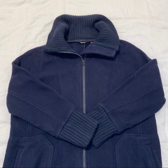 Turnover Navy Wool Blend Coat ๐ - Picture 3 of 7
